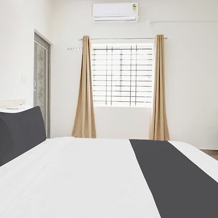 Hotel O Sri Manjunatha Deluxe Suites Μπανγκαλόρ Εξωτερικό φωτογραφία